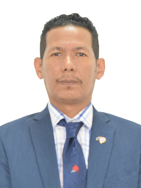Lic. Julio Salazar